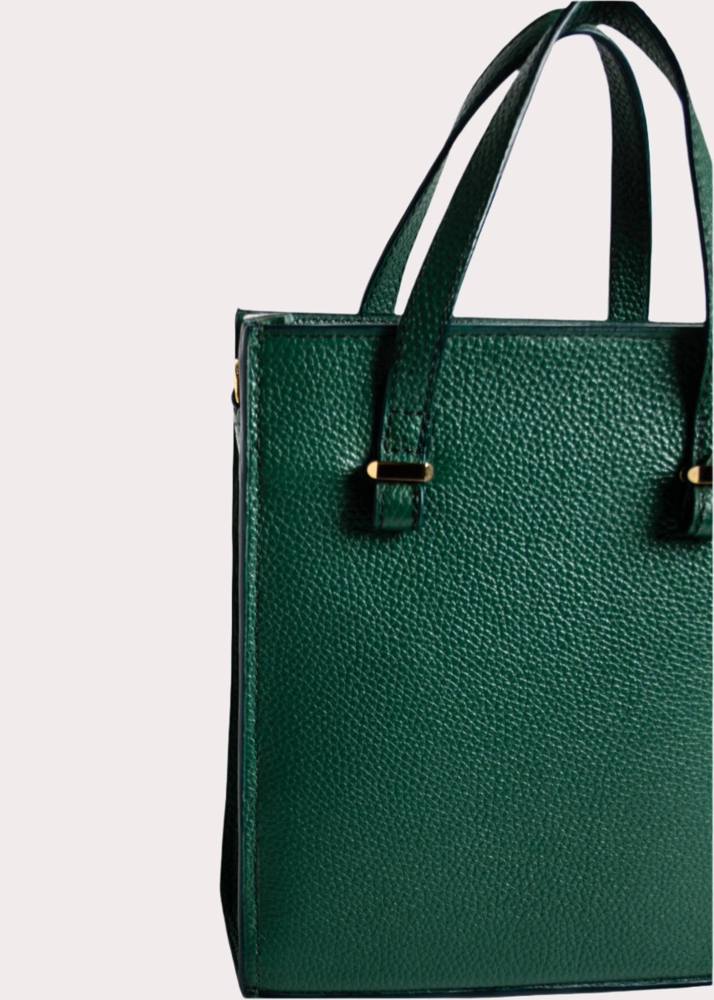 #GreenHandbagForWorkAndWeekends
